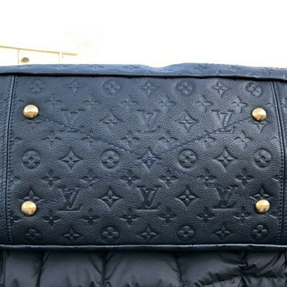 Louis Vuitton Artsy - Picture 3 of 10